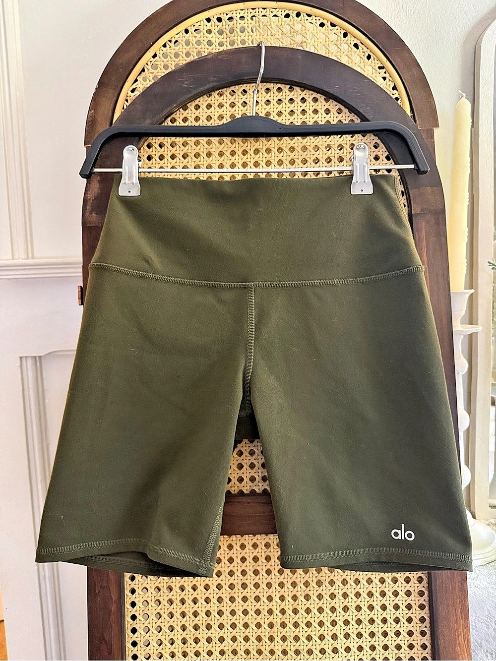 alo Women's Green Athletic Shorts Like New